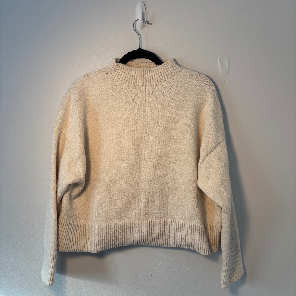 Lululemon oversized Mock Neck Sweater